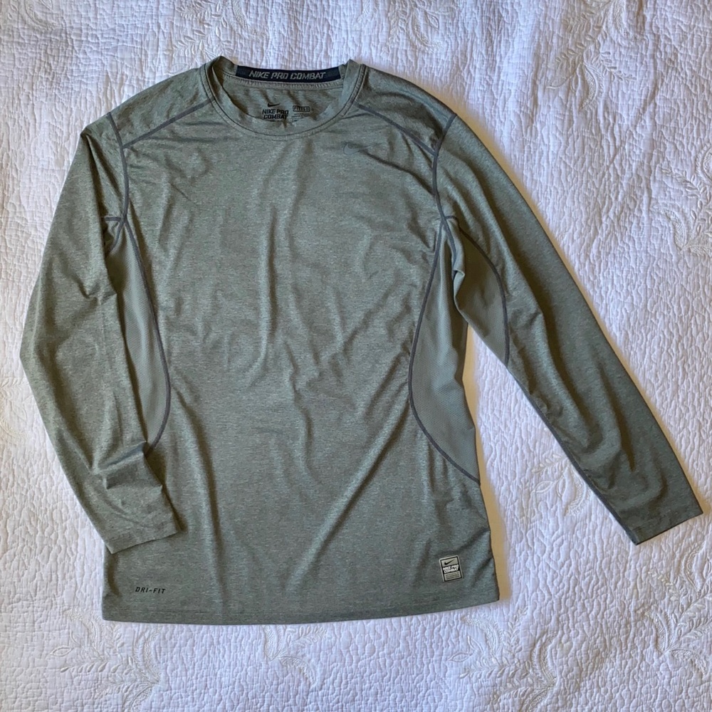 Nike pro combat